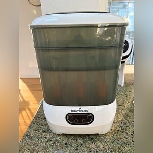 Baby Brezza Sterilizer & Dryer